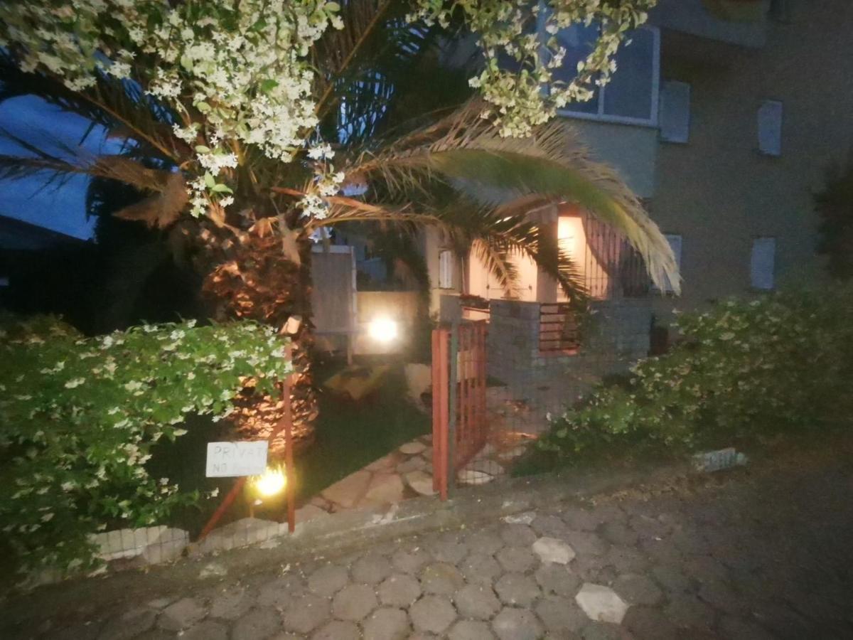 Apartman Hola Новиград Екстериор снимка
