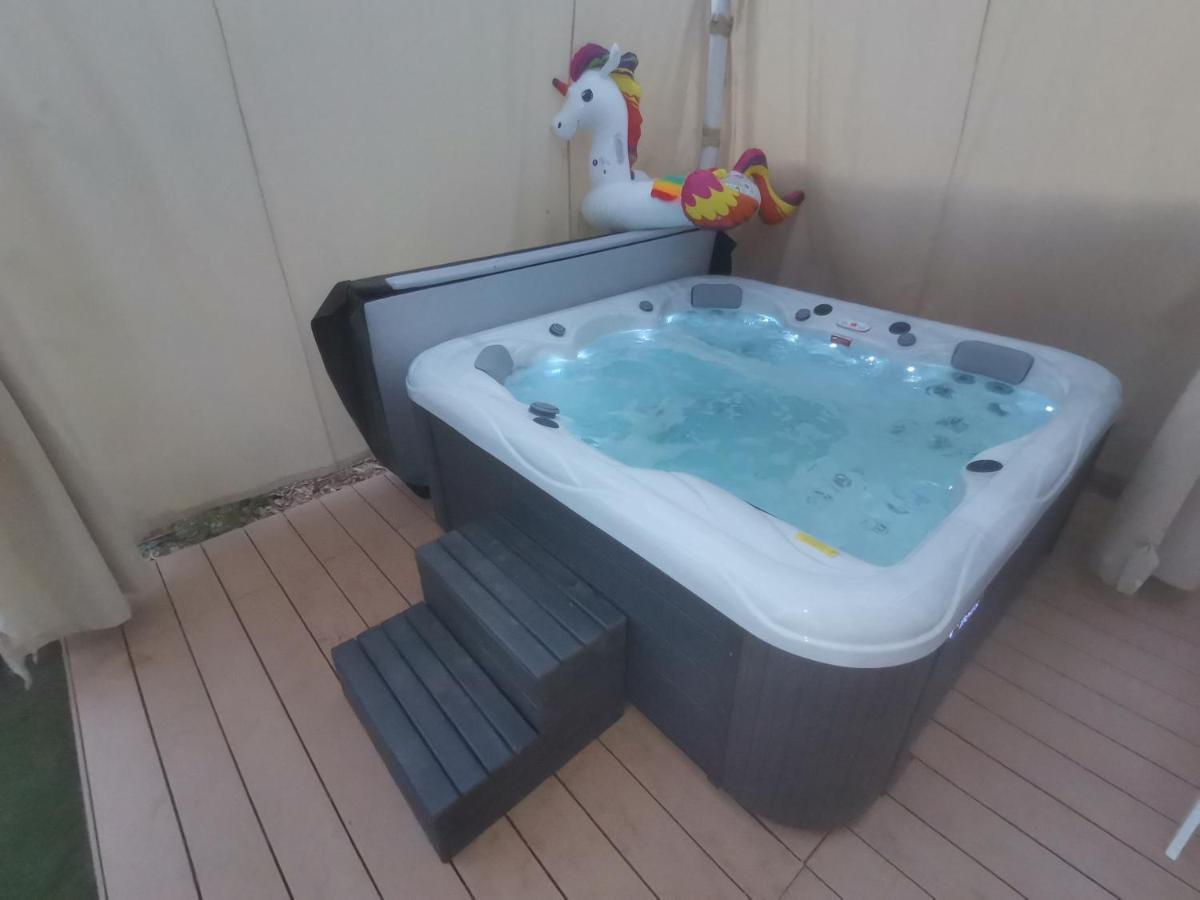 Apartman Hola Новиград Екстериор снимка